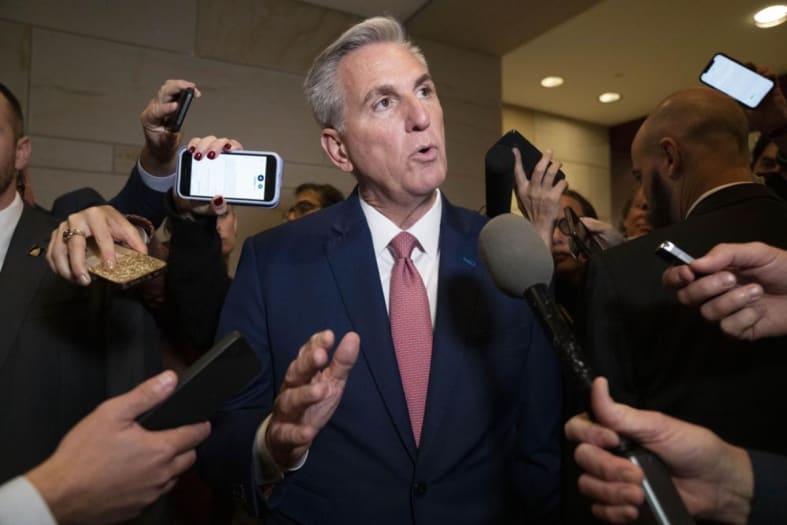 Kevin McCarthy wins Republican nomination for House Speaker