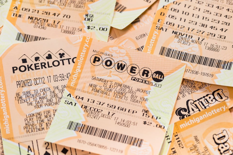 Powerball acumula un premio mayor de 800 millones de dólares