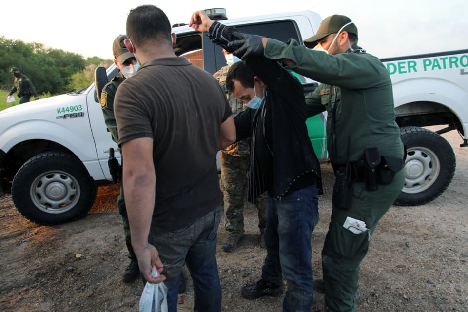 Migrants, Hispanics, impact, Trump, deportations