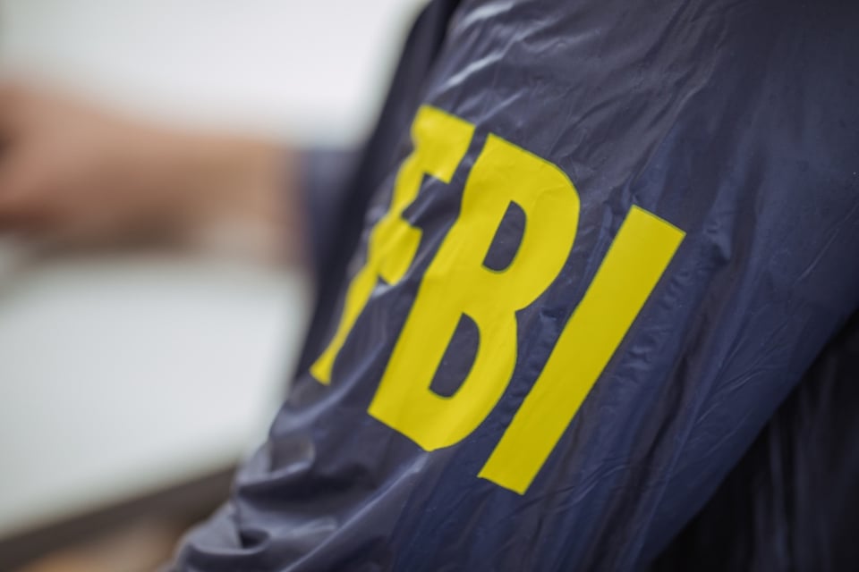 FBI frustra plan terrorista durante Halloween y arresta a varios sospechosos en Michigan