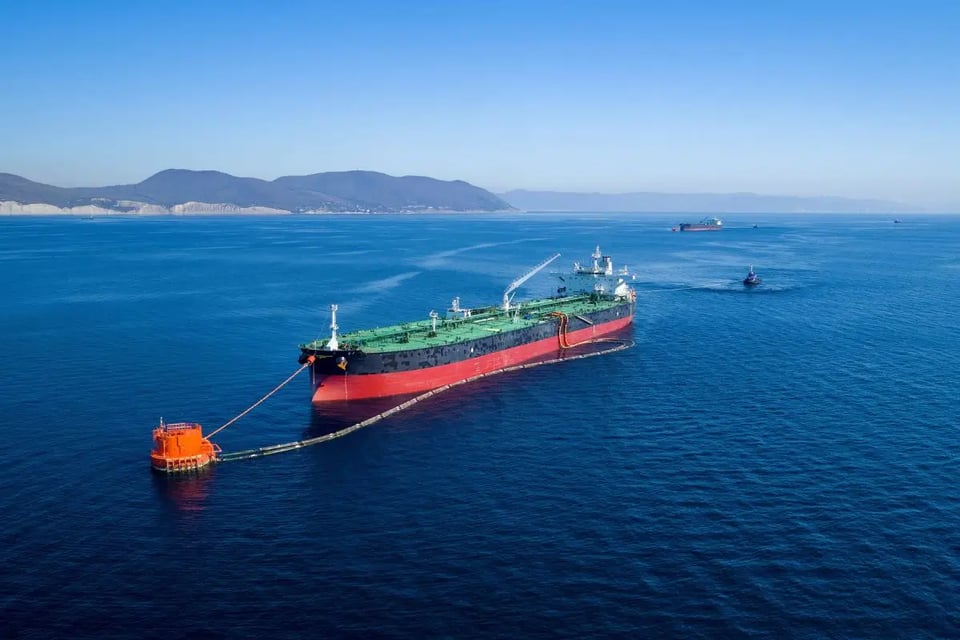Confirmado: EE.UU. capturó buque petrolero que huyó cerca de Venezuela tras semanas de persecución
