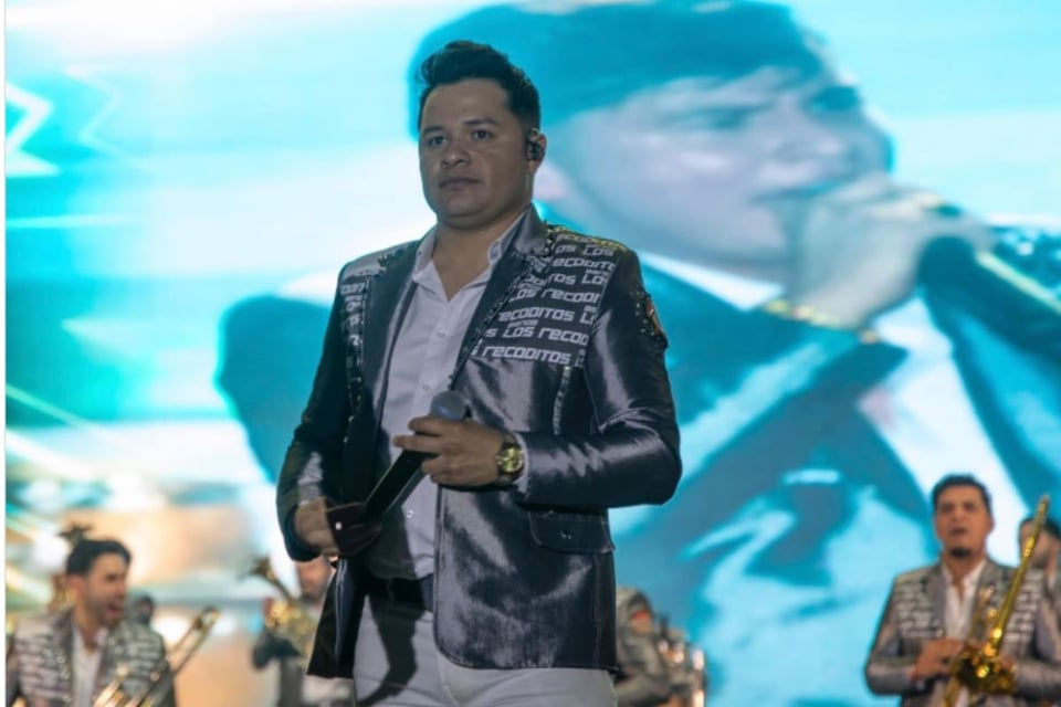 Acusan a vocalista, Los Recoditos, violencia doméstica MundoNOW