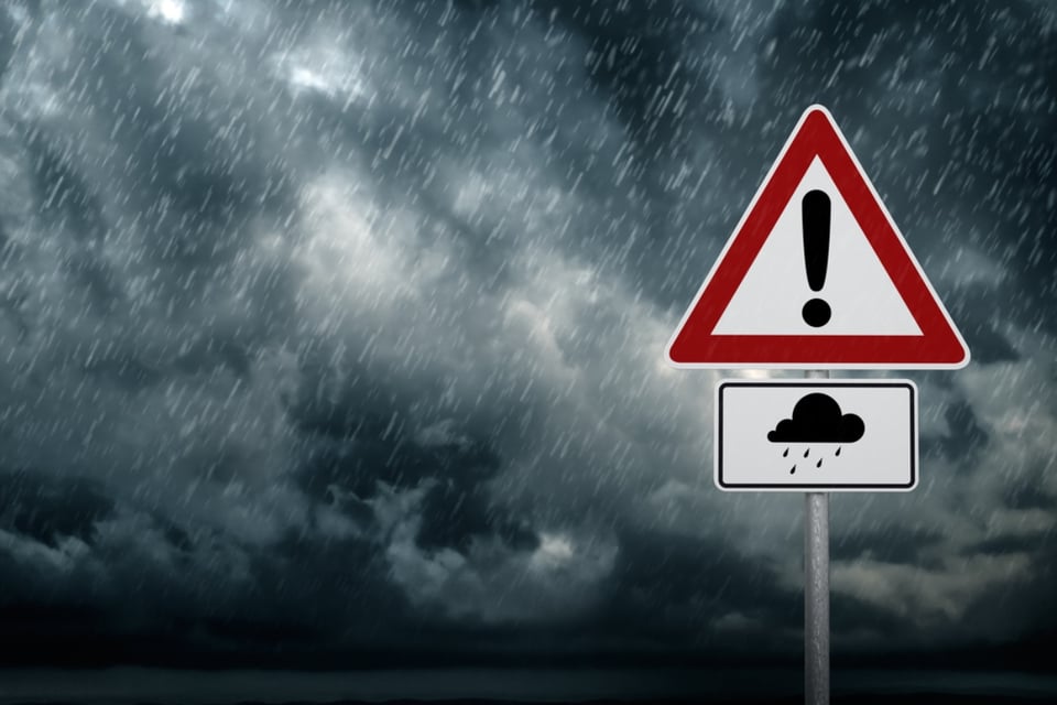 Tres sistemas amenazan con tormentas severas y posibles tornados en varias regiones de EEUU