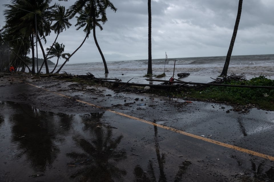 ¿Lloverá el 4 de julio? Vigilan una zona tropical que podría cambiar los planes en EE.UU.