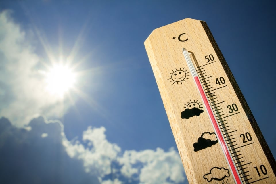 Ola de calor cambia de rumbo: el oeste de EE.UU. enfrentará temperaturas extremas y mayor riesgo de incendios