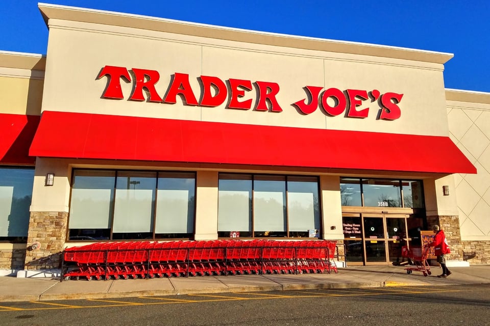 Trader Joe’s, Kroger y Walmart retiran productos de Taylor Fresh Foods por riesgo de Salmonella