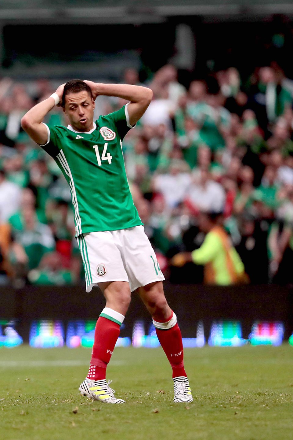 El futbolista aclara incidente de la bandera de México