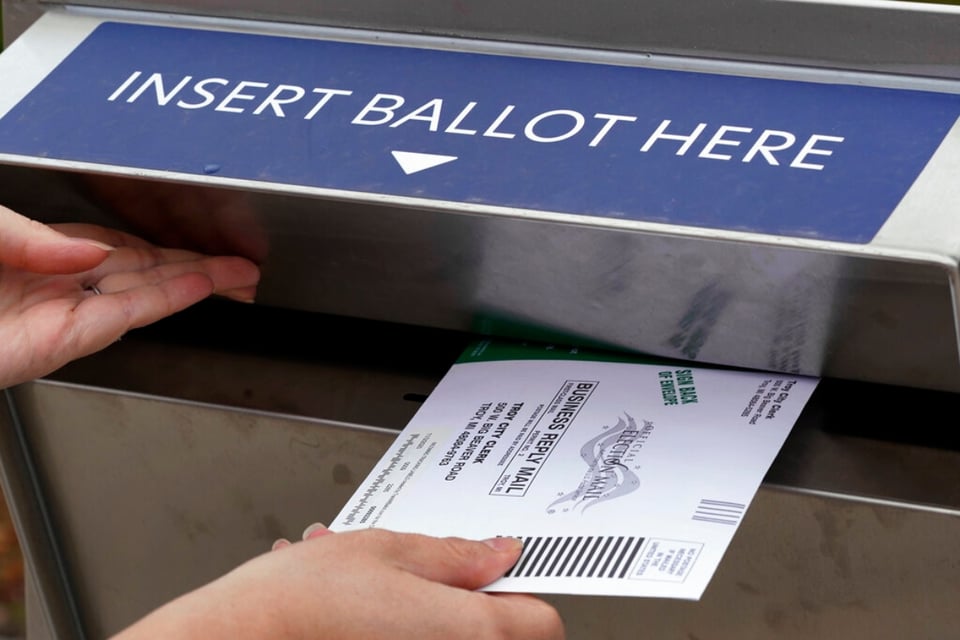 Can dead people’s ballots be counted?