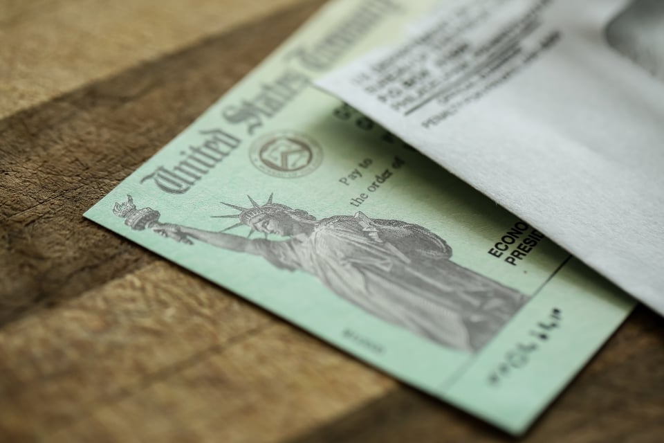 Cheque ayuda familia