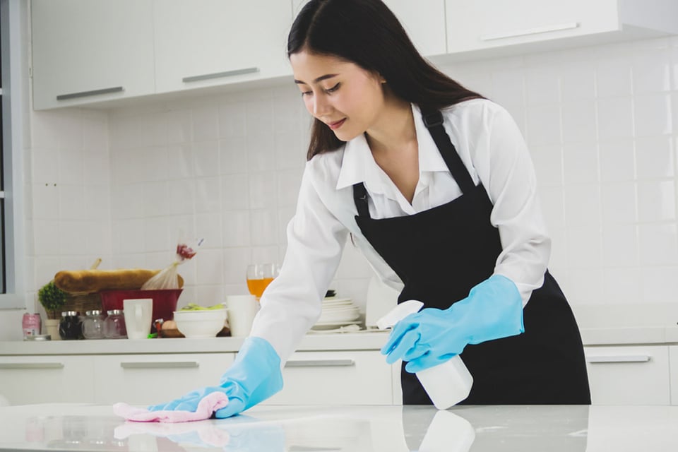 mujer, limpieza, cocina, vinagre, MundoNOW