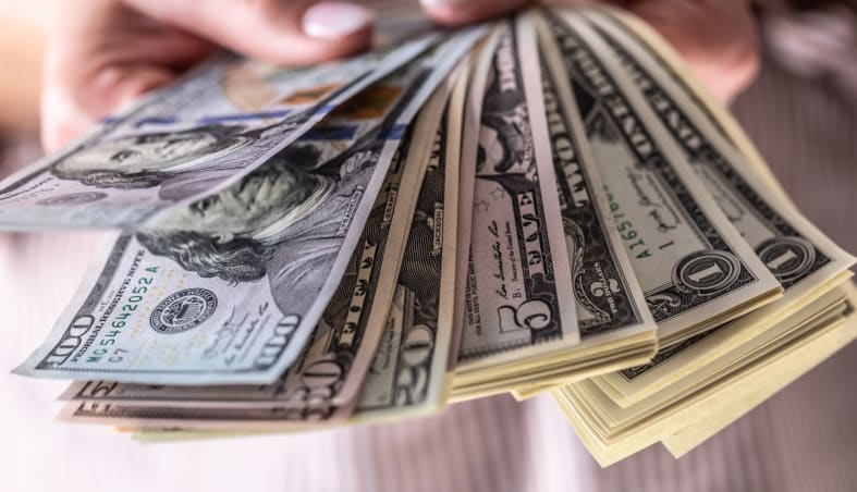 Anuncian cheques de verano: Más cheques para EEUU
