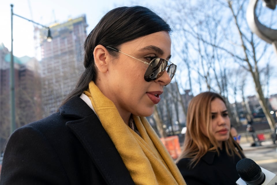 Emma Coronel podría salir mucho antes de prisión