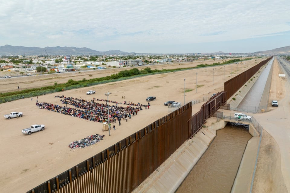 security, immigration, undocumented minors, detention centers, MundoNOW