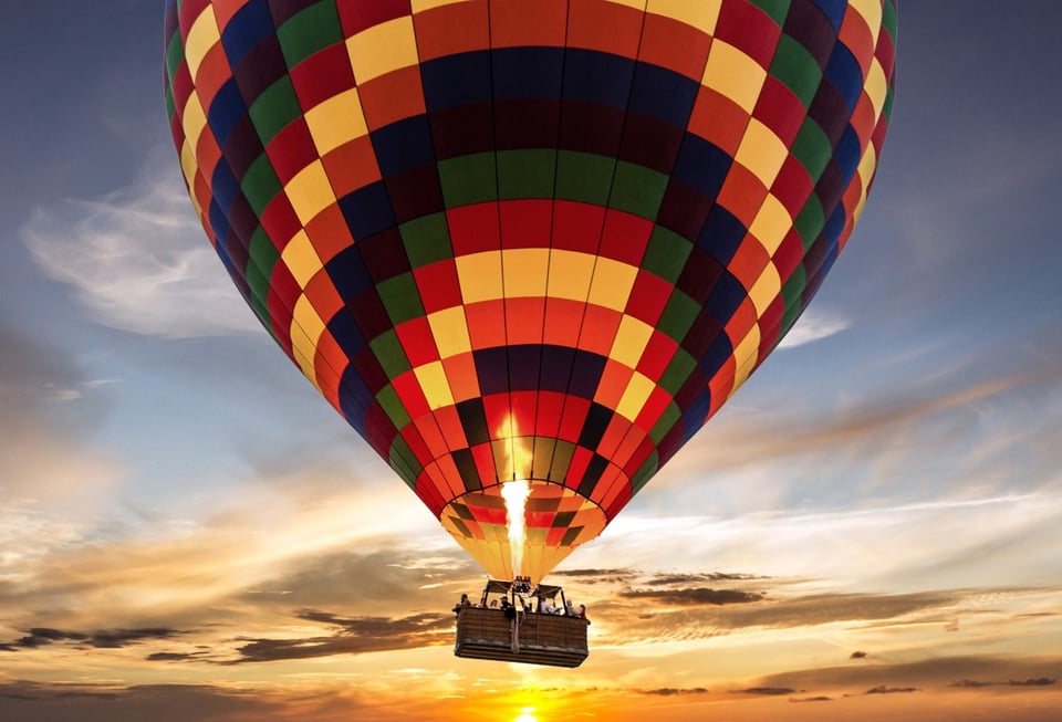 Accidente de globo aerostático deja al menos 9 lesionados en Austria