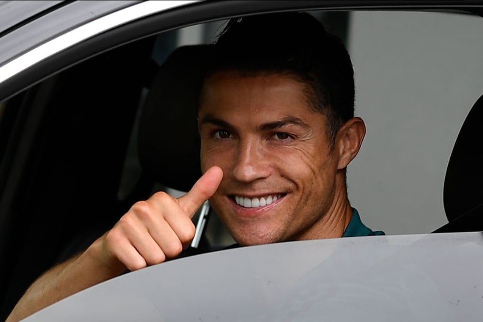 Bugatti de Cristiano Ronaldo valorado en $2 millones queda destrozado en un accidente