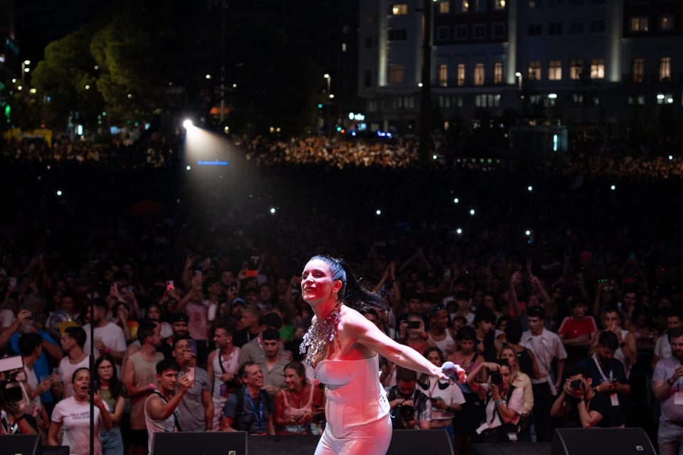 Karina, blanco de críticas