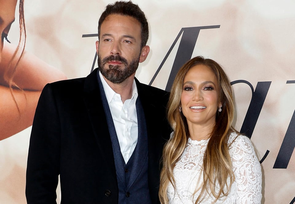 UH: ¡Ben Affleck y Jennifer López se casan en una boda estilo Las Vegas!