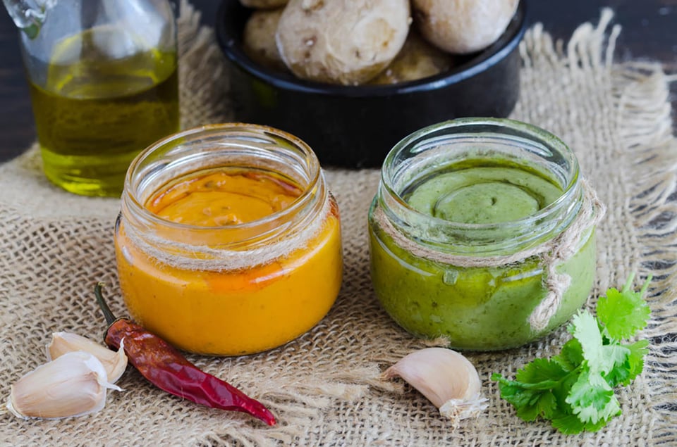salsa mojo, aceite de oliva, jugo de cítricos, ajo, especias