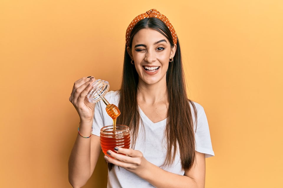 Cómo aliviar las alergias con miel