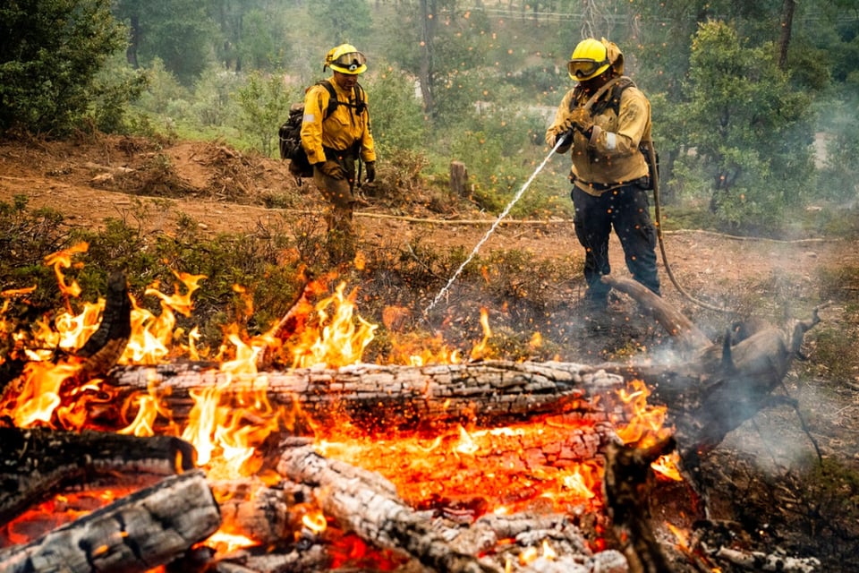 Los vientos de Santa Ana regresan con fuerza y amenaza nuevamente a Los Ángeles con incendios