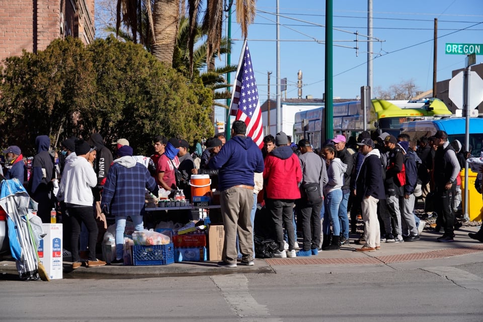 Migrants without passports, TSA, USA, Facial recognition, Boarding policies