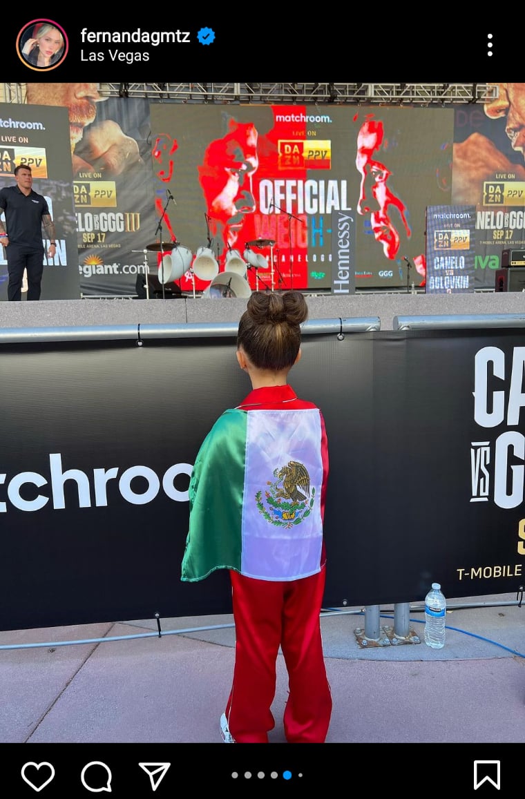 Pequeña hija del Canelo