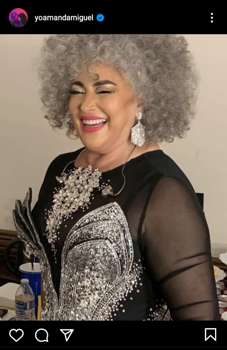Amanda Miguel de luto
