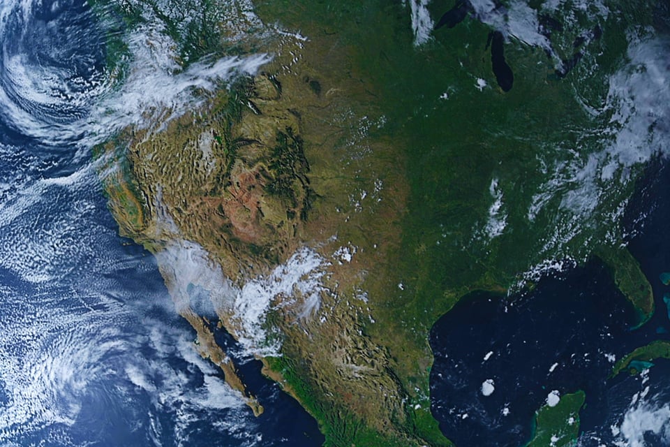 Lanzan alerta por tormenta ‘monstruosa’ en EEUU y advierten tornados