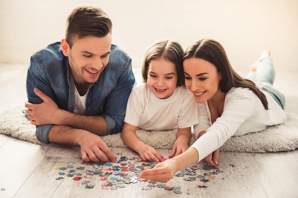 rompecabezas, acertijos, familia, jugando, casa