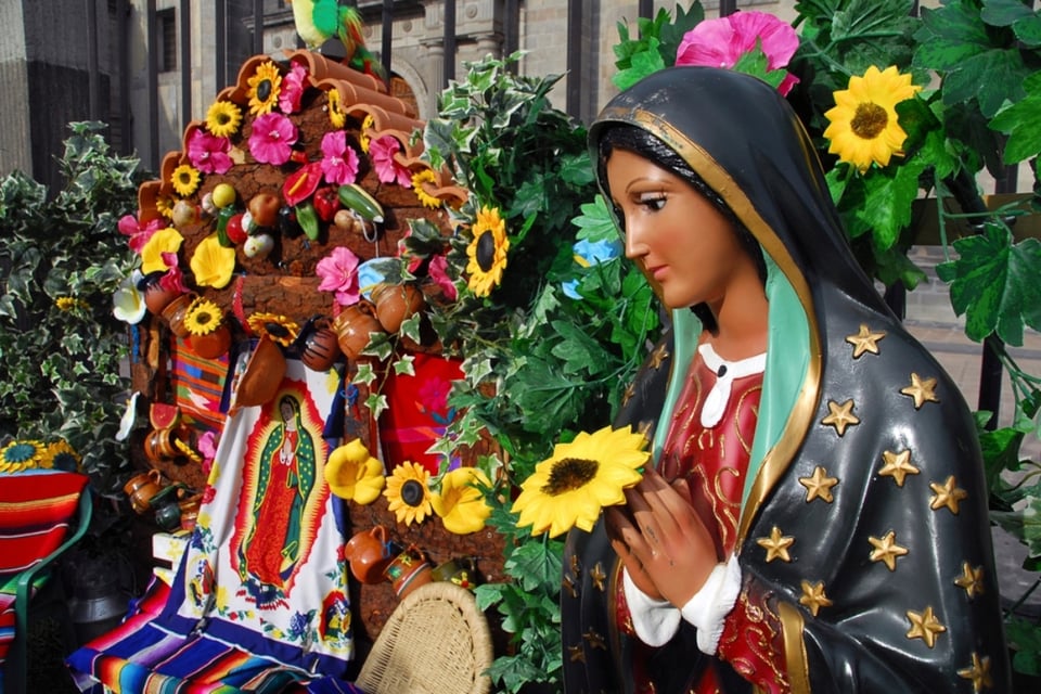 Morenita, madre de méxico, MundoNow, plegaria