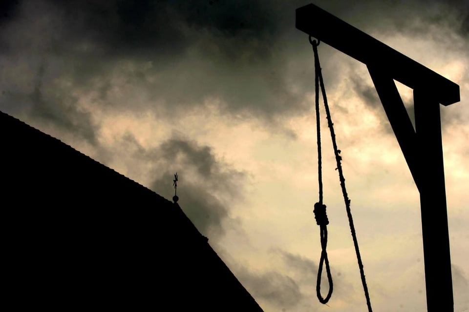 gallows, noose, hanging, criminal, MundoNOW