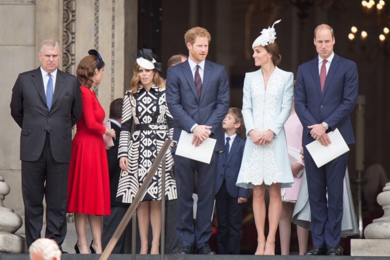 Paje del Rey Carlos III es hijo de la supuesta amante del príncipe William
