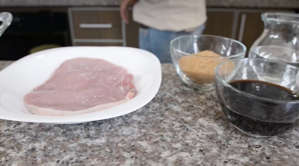 lomo cerdo salsa agridulce, salsa de soya, azúcar morena, Sabor, MundoNOW