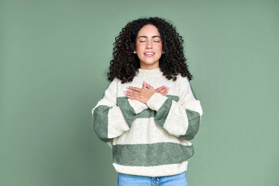 meditación, mujer, salud, relajación, MundoNOW