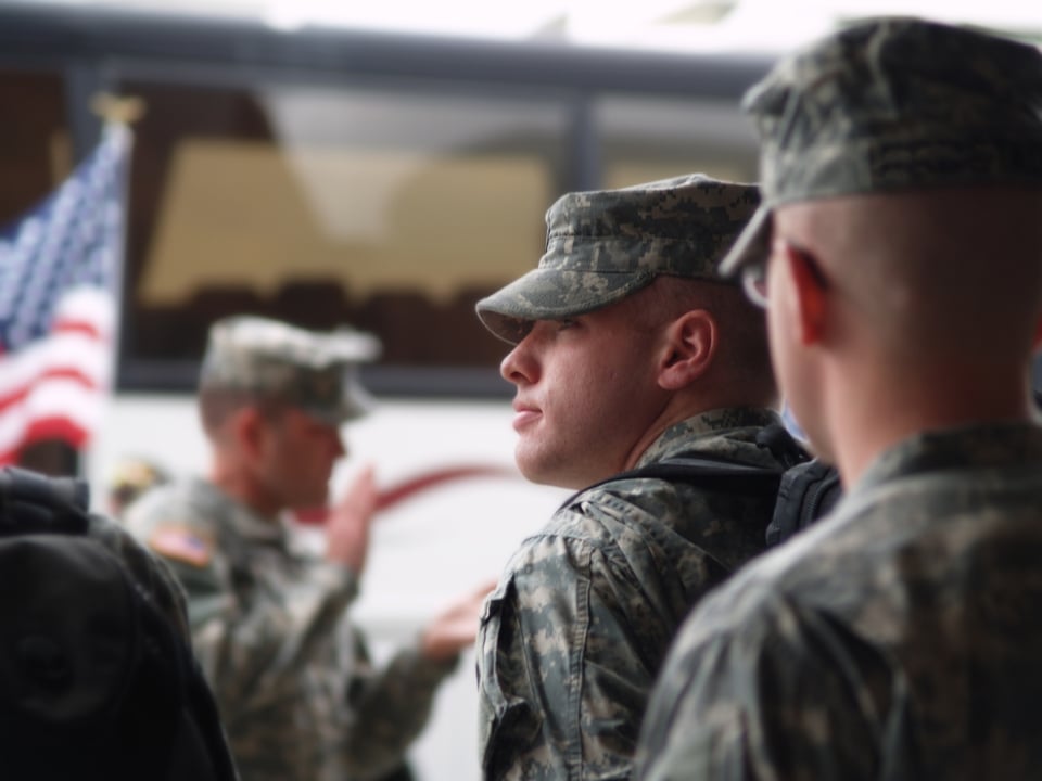 Texas Governor Greg Abbott militarizes the border as Title 42 ends (VIDEO)