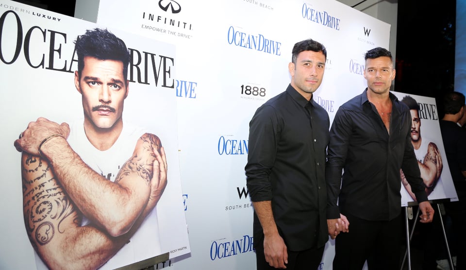 Ricky Martin single, Single, Single life, Divorced, Divorce