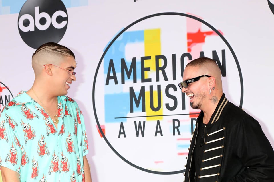 Bad Bunny, J Balvin, American Music Awards, cantante, MundoNOW