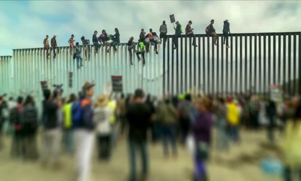 Eagle Pass, emergency, immigrants, Texas, Border