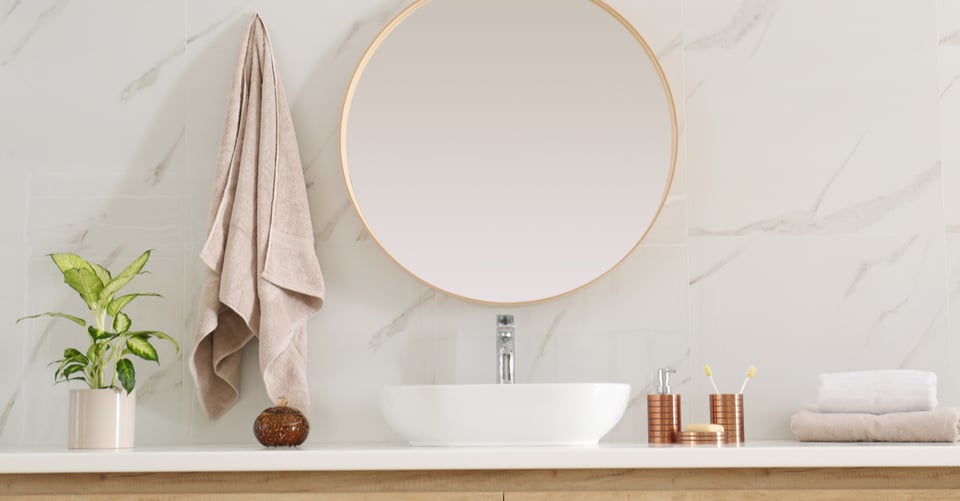 5 consejos para eliminar los malos olores del baño