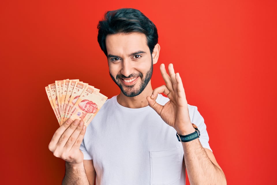 Cómo ahorrarte las comisiones al enviar dinero a casa