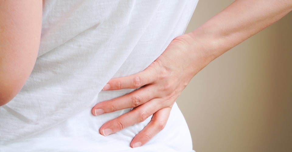 Persona con dolor de espalda baja