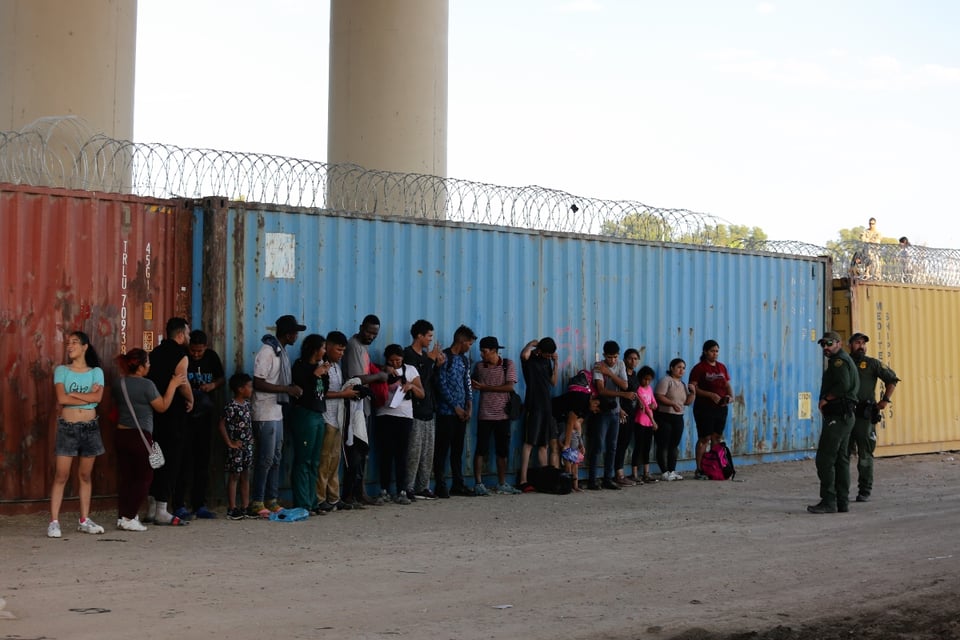 Donald Trump, indocumentados, Frontera, EEUU, MundoNOW