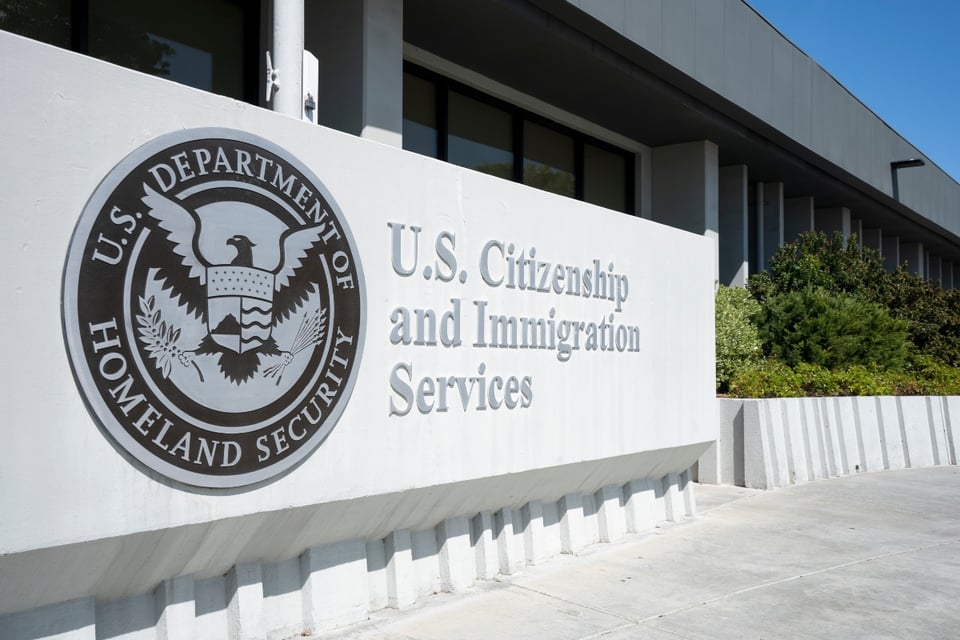 Federal judge says ICE must stop ‘knock and talk’ arrests