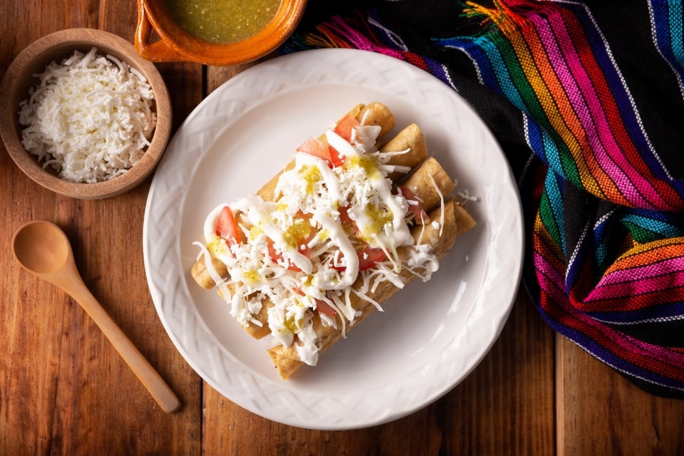 Tacos dorados, taquitos, receta, platillo, MundoNOW