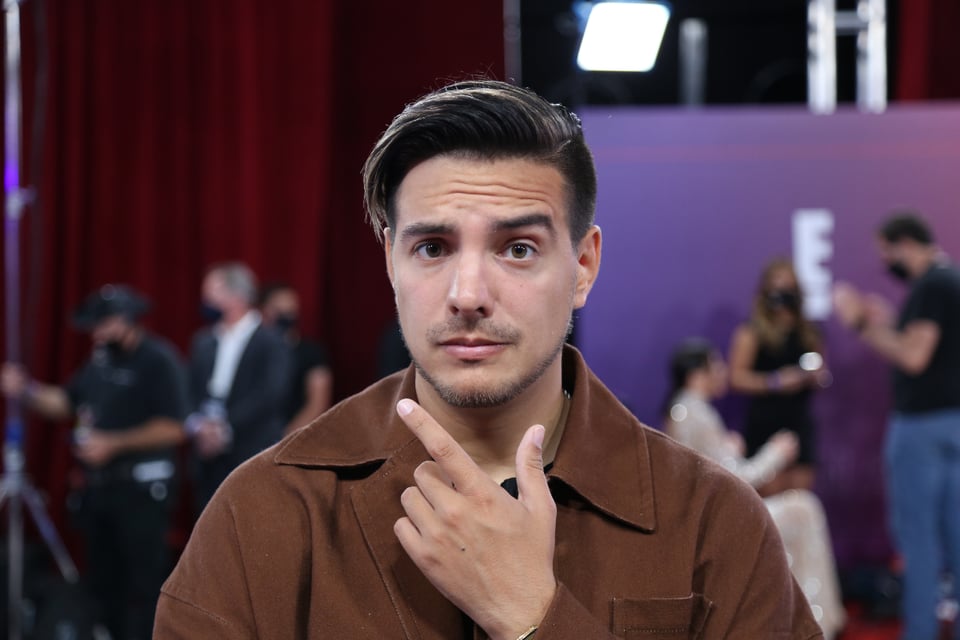 Is Vadhir Derbez gay? What we know about Eugenio Derbez’s son